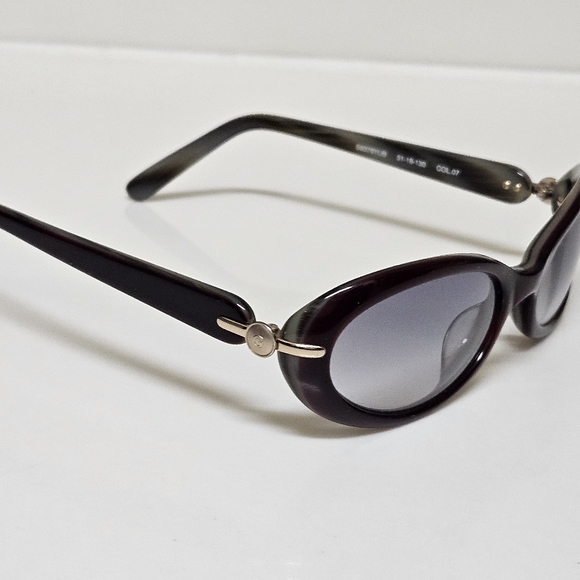 Guchini Sunglasses Burgundy Frame With Gray Gradient Lenses Gold Hardware - Picture 8 of 16